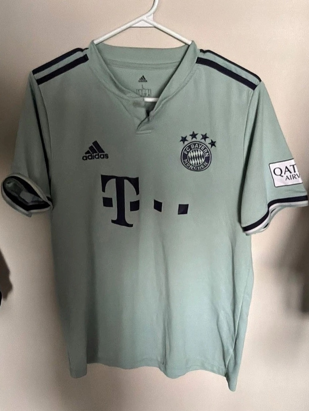 adidas FC Bayern 21/22 Wiesn Jersey Green